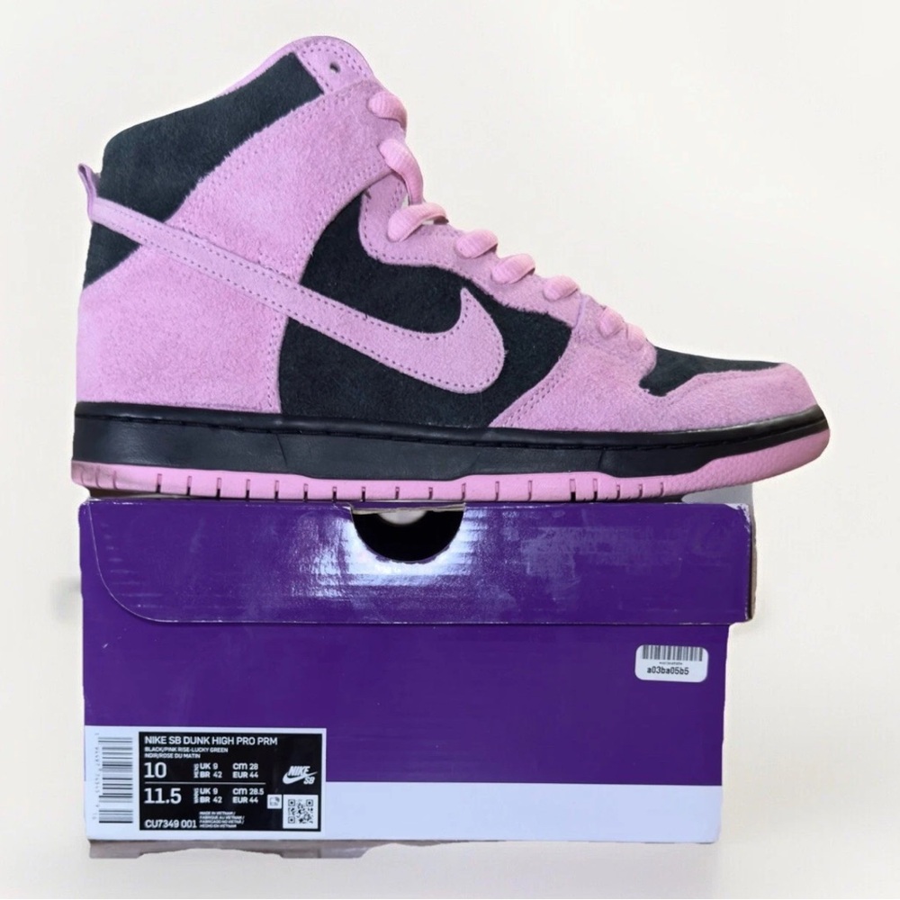 Nike SB Dunk High Invert Celtics